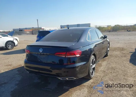 2021 Volkswagen Passat 2.0T R-Line from USA, damaged, VIN 1VWMA7A37MC011370